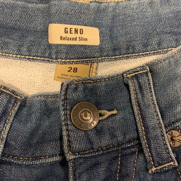 True Religion Relaxed Slim Jeans (Size: 28) - Picture 8 of 9